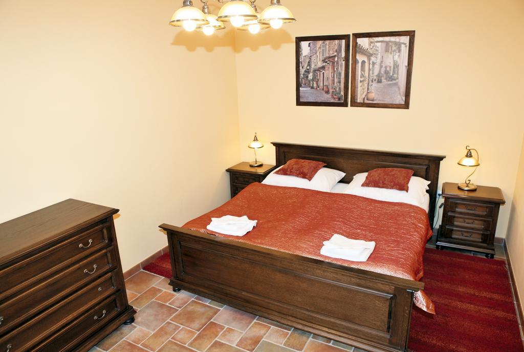 Třeboň Hotel Pelikan חדר תמונה