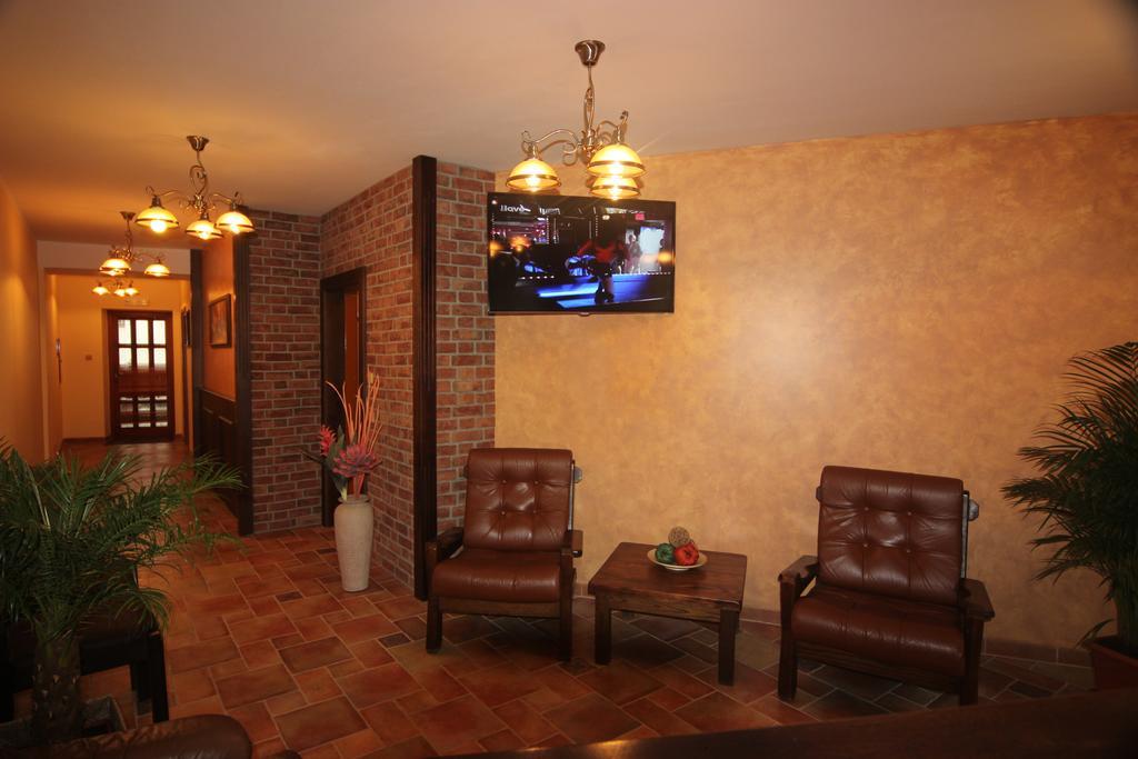 Třeboň Hotel Pelikan מראה חיצוני תמונה