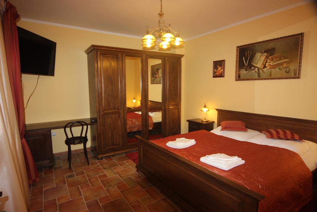 Třeboň Hotel Pelikan חדר תמונה