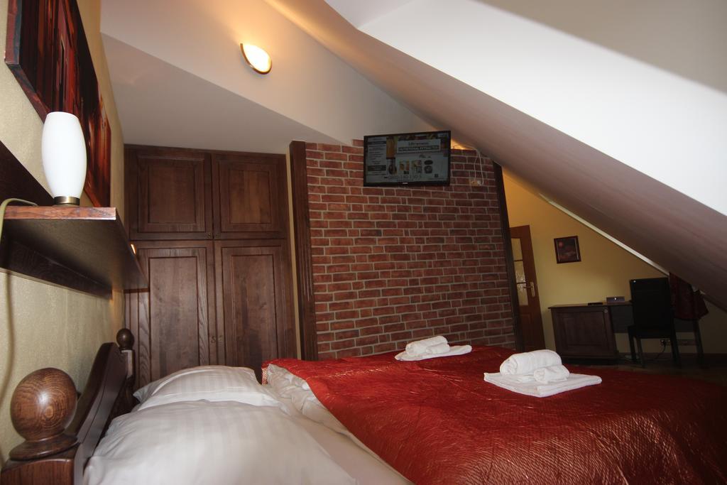 Třeboň Hotel Pelikan מראה חיצוני תמונה
