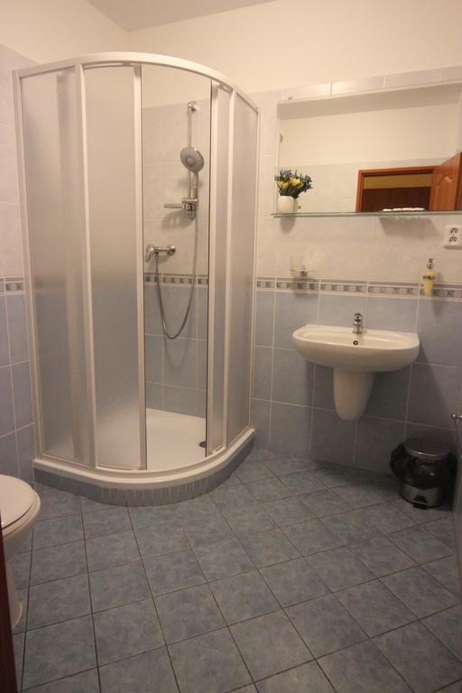Třeboň Hotel Pelikan מראה חיצוני תמונה